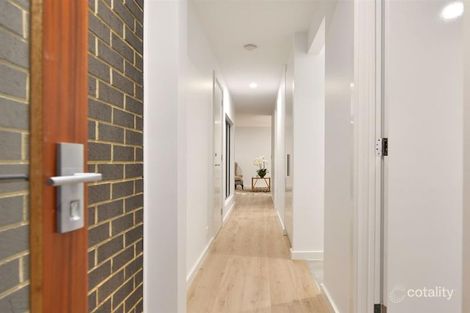 Property photo of 8 Raymond Grove Warradale SA 5046