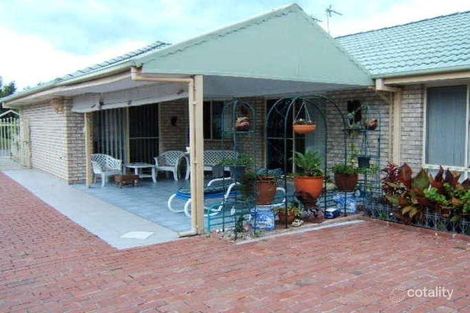 Property photo of 17 Whyalla Court Helensvale QLD 4212
