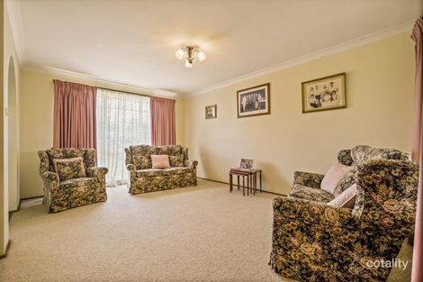 Property photo of 3 Benjamin Circuit Hunterview NSW 2330