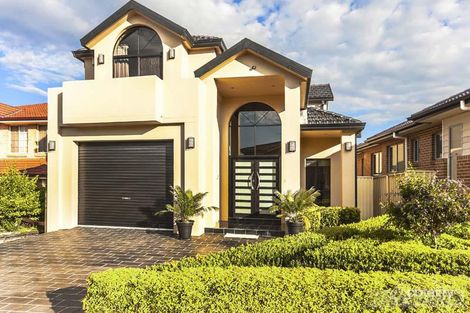 6a Richmond Cres, Cecil Hills, NSW 2171