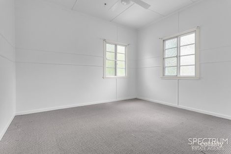 Property photo of 50 Premier Street Oxley QLD 4075