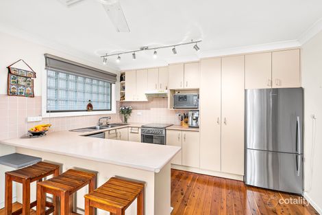 Property photo of 46 Roycroft Avenue Mount Warrigal NSW 2528