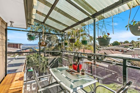 Property photo of 46 Roycroft Avenue Mount Warrigal NSW 2528