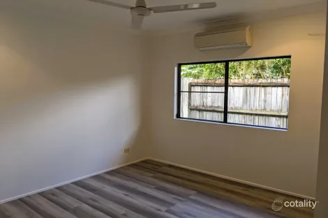 Property photo of 4 Curlew Close Craiglie QLD 4877