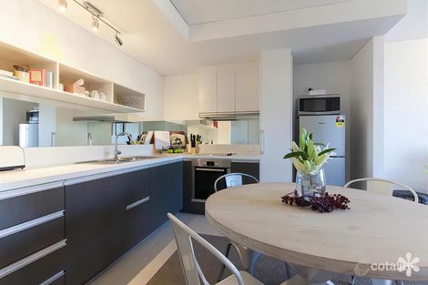 80/59 Breaksea Dr, North Coogee, WA 6163