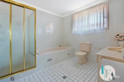 Property photo of 22 Phillip Crescent Barrack Heights NSW 2528