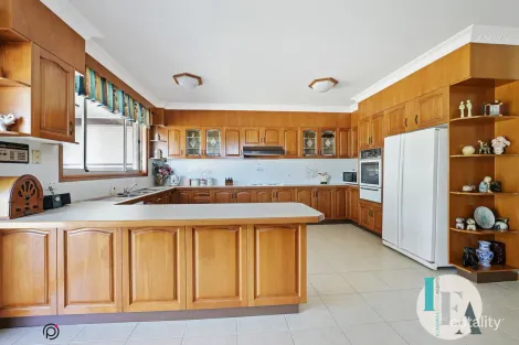 Property photo of 22 Phillip Crescent Barrack Heights NSW 2528