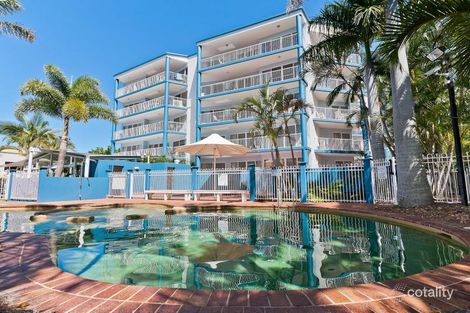 2/397 Esplanade, Torquay, QLD 4655