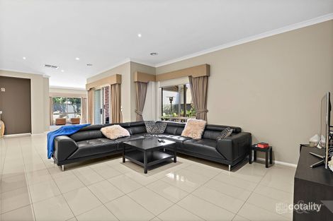 Property photo of 15 Esprit Avenue Cranbourne North VIC 3977