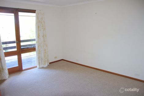 Property photo of 84 Barnet Close Phillip ACT 2606