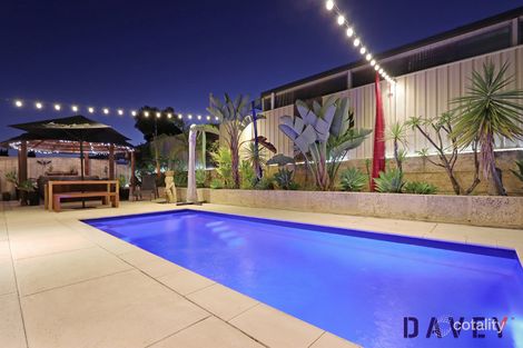 Property photo of 14 Da Vinci Drive Tapping WA 6065