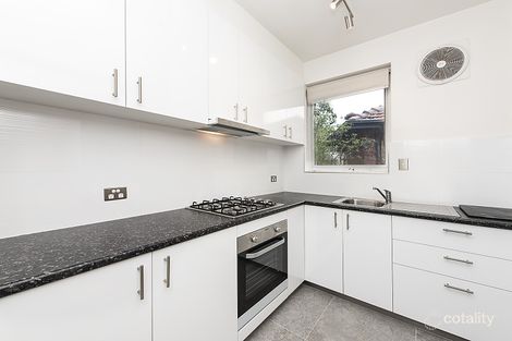 Property photo of 4/5 Westbury Grove St Kilda East VIC 3183