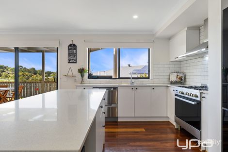 Property photo of 24 Currington Crescent Darley VIC 3340