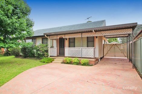 Property photo of 10 Erica Place Minto NSW 2566