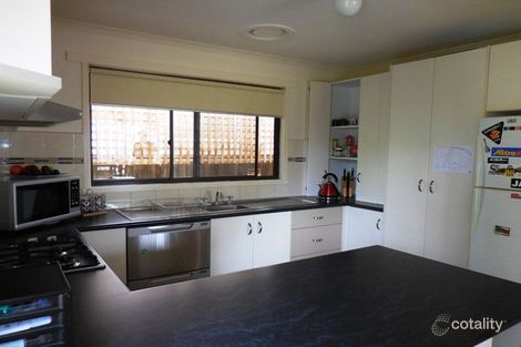 Property photo of 50 Lampard Road Drouin VIC 3818