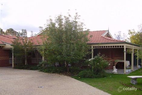 Property photo of 11 Central Place Wodonga VIC 3690