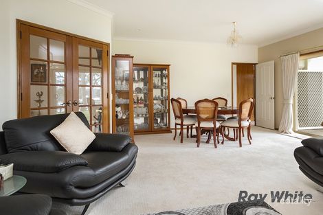 Property photo of 5 Cascade Close Riverhills QLD 4074