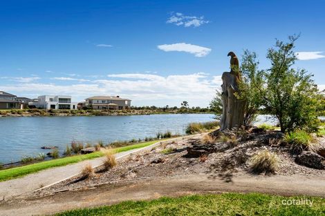 Property photo of 26 Deepwater Drive Waterways VIC 3195