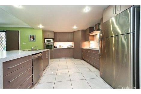 Property photo of 33 River Rose Drive Norman Gardens QLD 4701