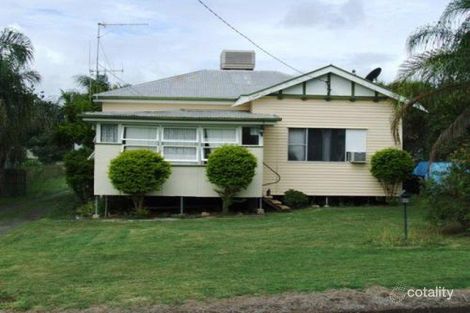 15 Wheatley St, Monto, QLD 4630