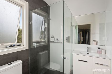 Property photo of 1 Rowan Place Figtree NSW 2525