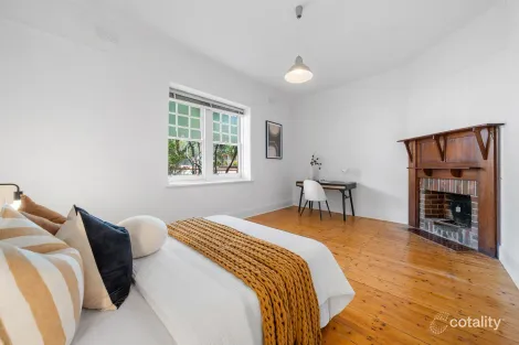 Property photo of 2 Aintree Road Glen Iris VIC 3146