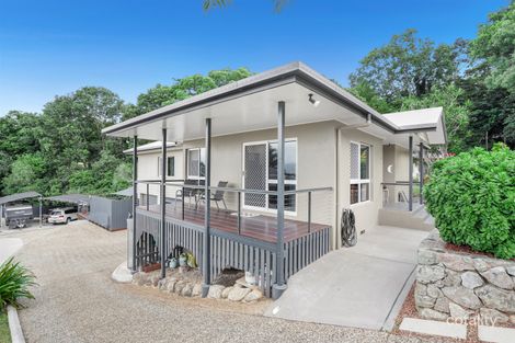 Property photo of 4D Trundle Terrace Whitfield QLD 4870