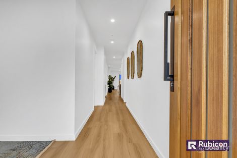 Property photo of 3 Stonecutter Loop Fraser Rise VIC 3336