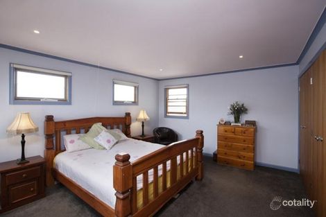 Property photo of 65 Canterbury Road Warrnambool VIC 3280