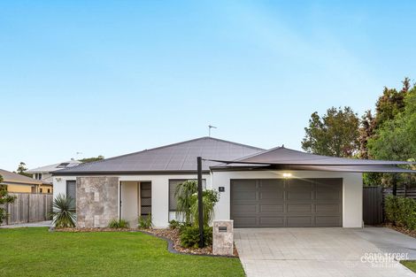 11 Cobb & Co Dr, Oxenford, QLD 4210