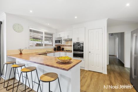Property photo of 6 Oasis Close Ferntree Gully VIC 3156