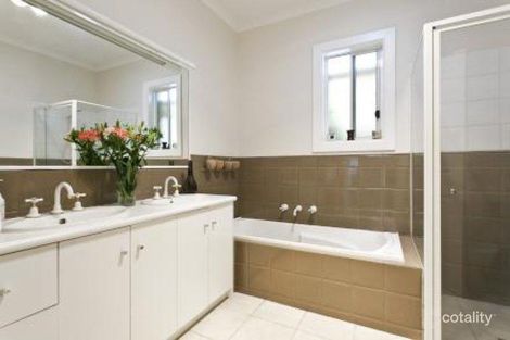 Property photo of 4 Scott Street Hampton East VIC 3188