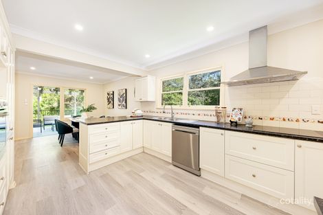 Property photo of 8 Nicholas Crescent Normanhurst NSW 2076