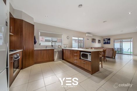 Property photo of 17 Warbler Street Pakenham VIC 3810