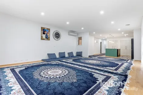 Property photo of 1 Harlequin Drive Keysborough VIC 3173