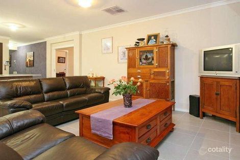 Property photo of 20 Park Valley Crescent Langwarrin VIC 3910