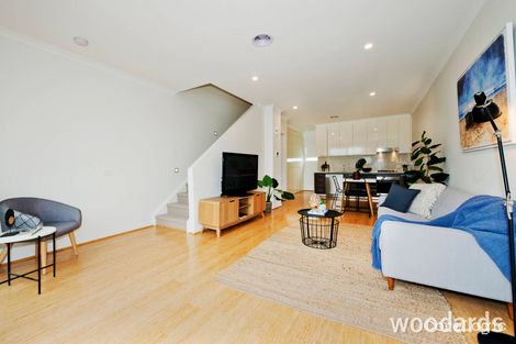 Property photo of 27 Aviary Grove Thornbury VIC 3071