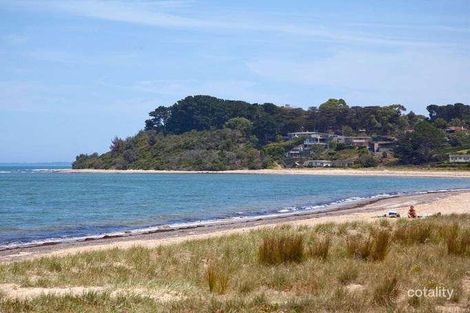 3 Hawkesmeade St, Balnarring Beach, VIC 3926