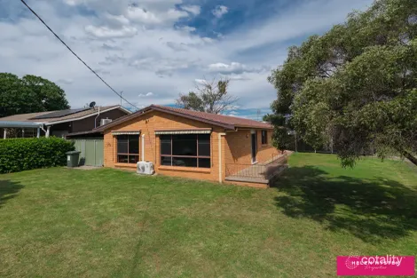 17 Damar Ave, Kootingal, NSW 2352