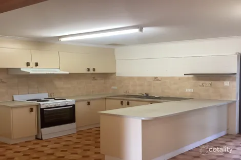 Property photo of 3/436 Esplanade Torquay QLD 4655