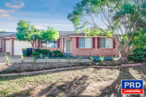 2/10 Appleby Cl, Horsley, NSW 2530