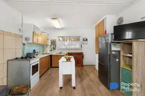 Property photo of 2-10 Gorack Street Wedderburn VIC 3518