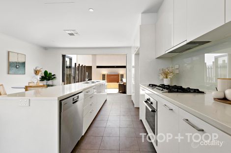 Property photo of 13 Karra Cove New Port SA 5015
