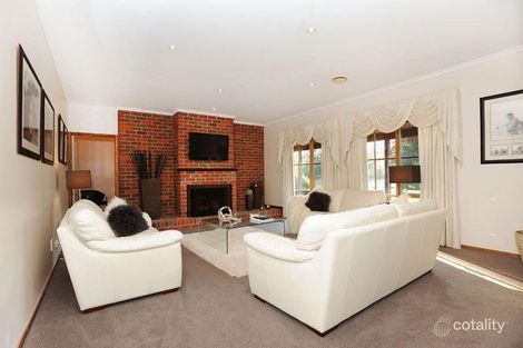 Property photo of 2 Jeanette Maree Court Kilsyth VIC 3137