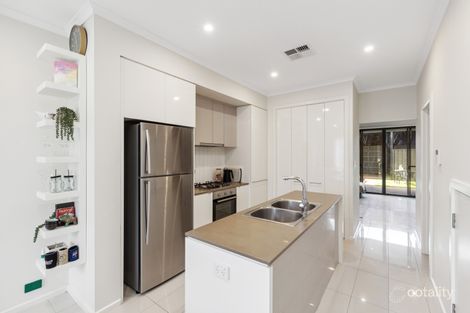 Property photo of 111 Brocas Avenue St Clair SA 5011