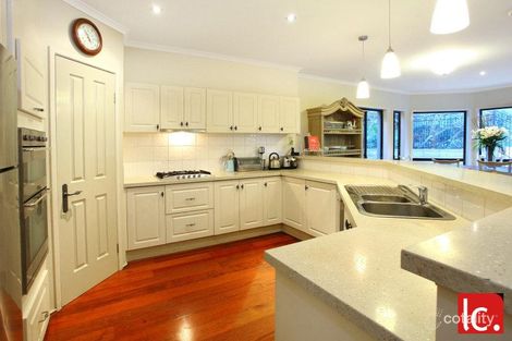 Property photo of 7 Anthea Court Benowa QLD 4217
