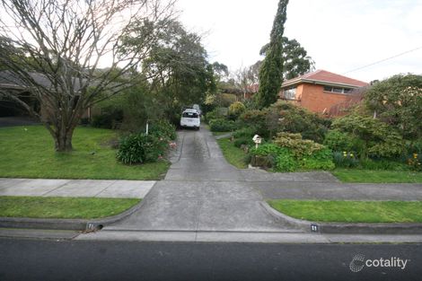 11 Shane Cres, Croydon South, VIC 3136