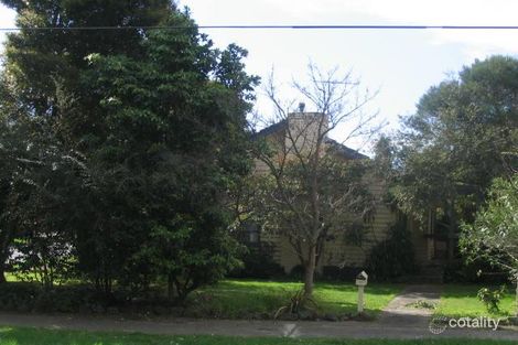 11 Edinburgh Rd, Blackburn South, VIC 3130