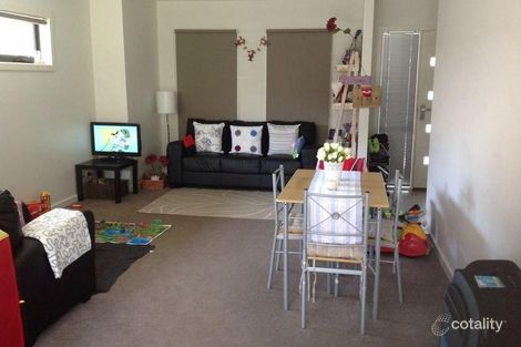 Property photo of 2/14 Kilvington Court Berwick VIC 3806