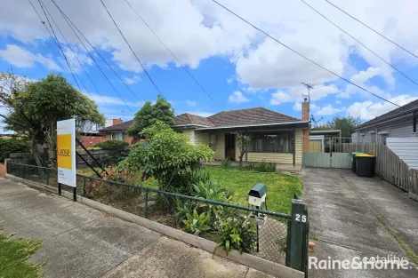 25 Bangerang Ave, Sunshine North, VIC 3020